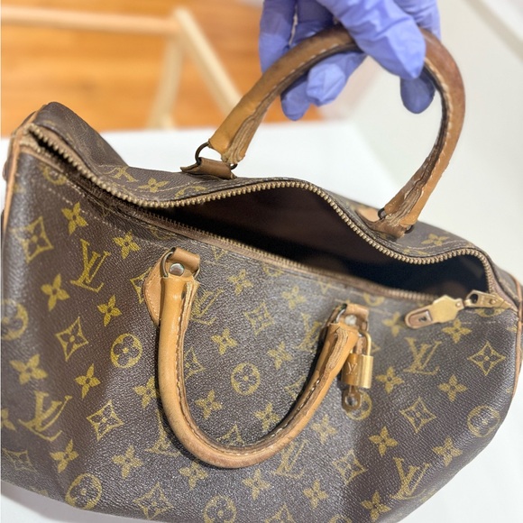 Louis Vuitton Monogram Vintage Speedy 35 - Picture 14 of 16